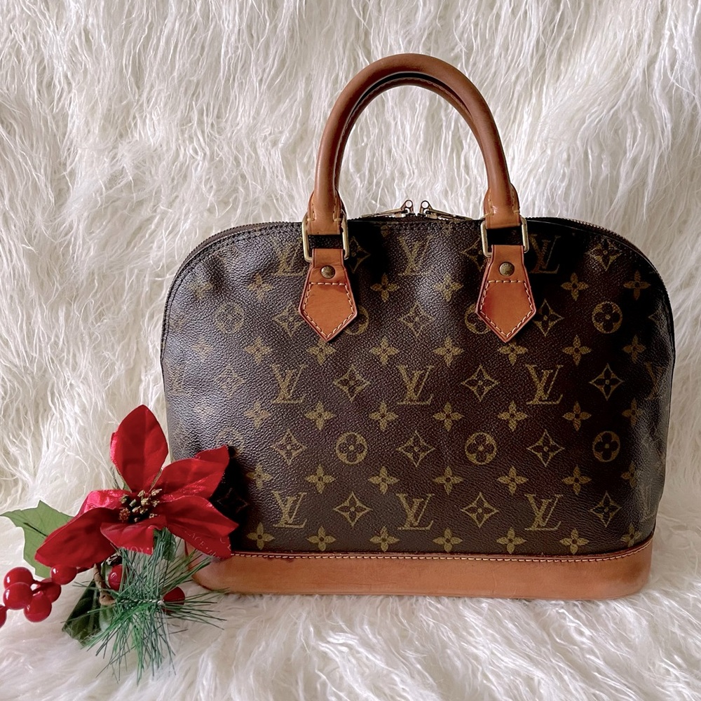 ❤️❤️❤️Authentic Louis Vuitton Monogram Alma Hand Bag